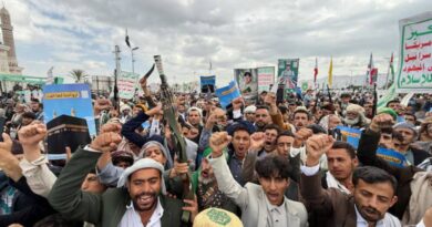 Saudi Arabia prepares for offensive against Houthis; Mecca pact allies still missing